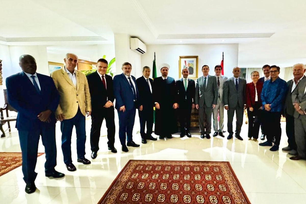 Atividades do MARKAZ - 2026 69 Grupo de representantes reunido em encontro diplomático