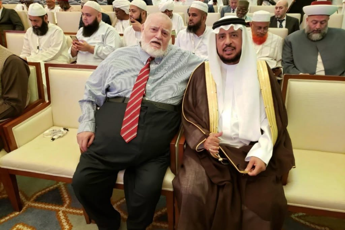 Atividades do MARKAZ - 2026 107 Representantes sentados em auditório durante encontro internacional
