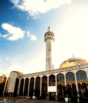O número de ingleses que aceitaram o Islam dobrou nos últimos dez anos