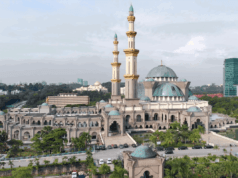 ISLAM a chave para o êxito da Malásia