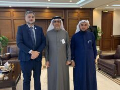 Visita as autoridades do SASO na Arábia Saudita