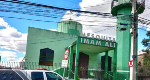 Mesquita é invadida e tem Alcorão queimado na cidade de Ponta Grossa no Paraná Mesquita Imam Ali, de Ponta Grossa