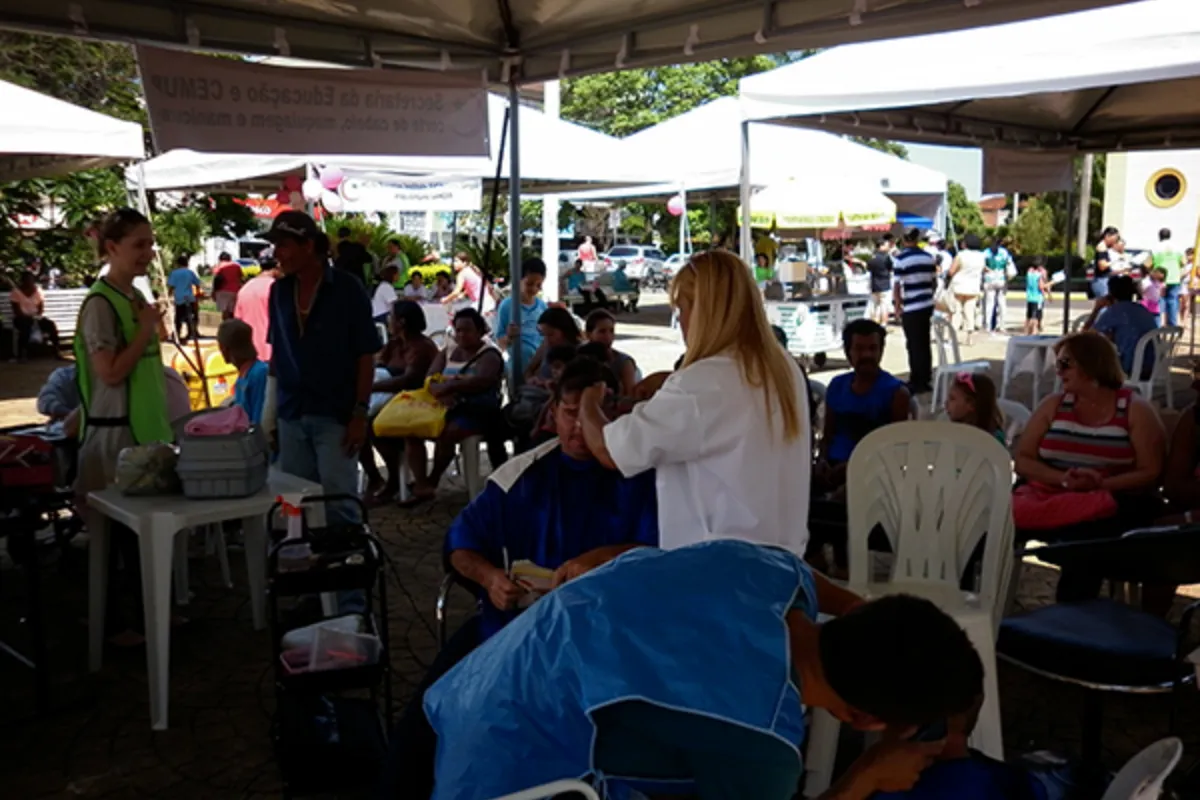 Atividades do MARKAZ - 2026 63 Participantes recebendo atendimento em ação comunitária
